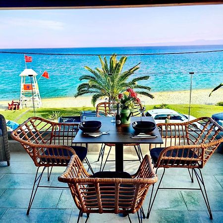 Lux Suite Sea Front Avra Pefkochori Exterior foto
